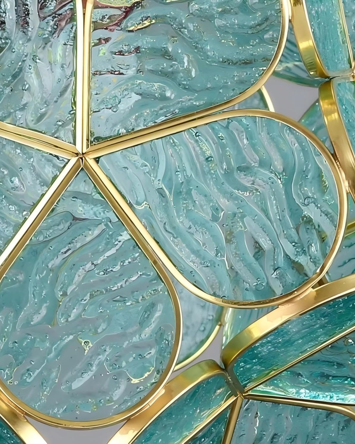 Moderne plafondlamp met bloemdesign in acryl en goudkleurig ijzer - luxe LED designlamp 20 cm