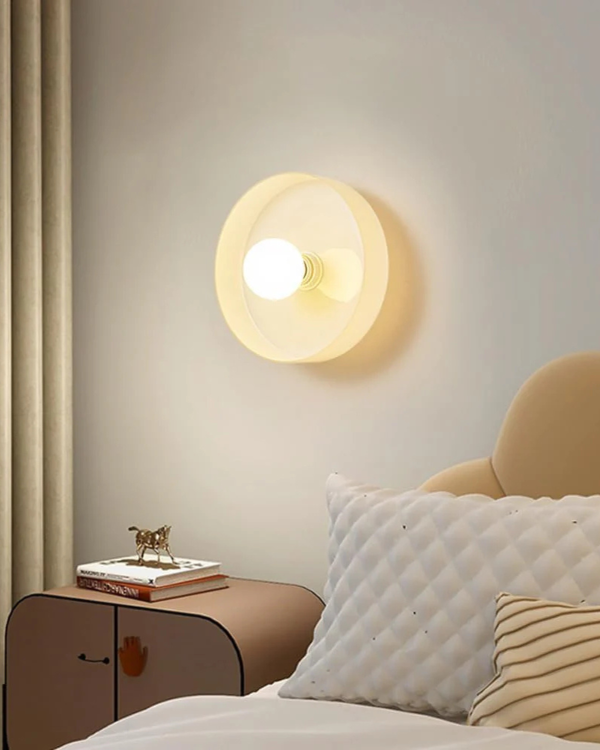 Moderne ronde plafondlamp van glas en ijzer - minimalistische designlamp voor woonkamer en slaapkamer met warme lichtkleur