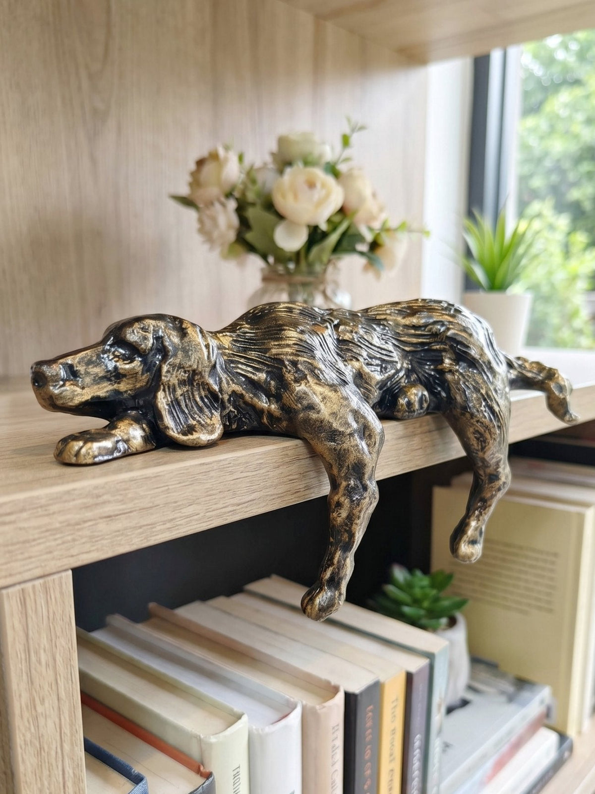 Geometrische Hondenbeeldje van IJzer - Minimalistisch Decoratief Sculptuur voor Bureau
