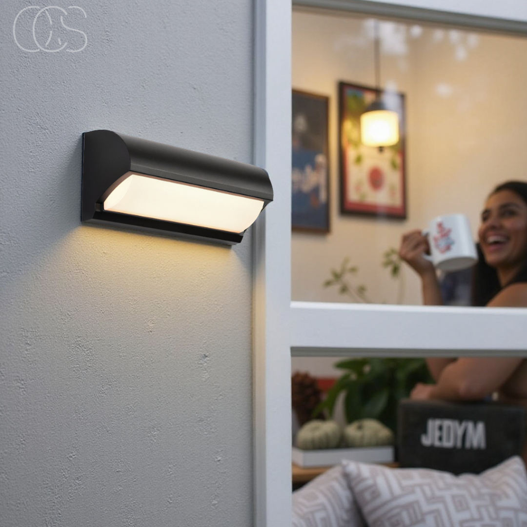 LED Buitenwandlamp Zwart IP65 Waterdicht 20W 960 Lumen Warm Wit 3000K Modern Design Tuinverlichting Gevel
