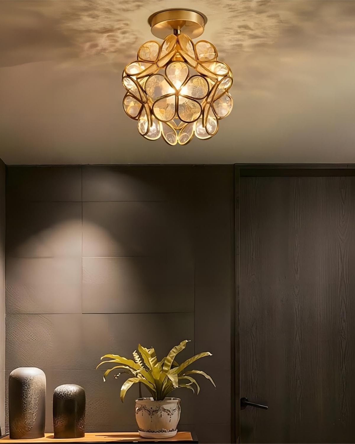 Moderne plafondlamp met bloemdesign in acryl en goudkleurig ijzer - luxe LED designlamp 20 cm