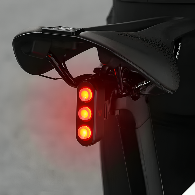 Intelligent Fietslicht Achterzijde met Bewegingssensor en 6 Modi LED Verlichting voor Veilige Fietsritten