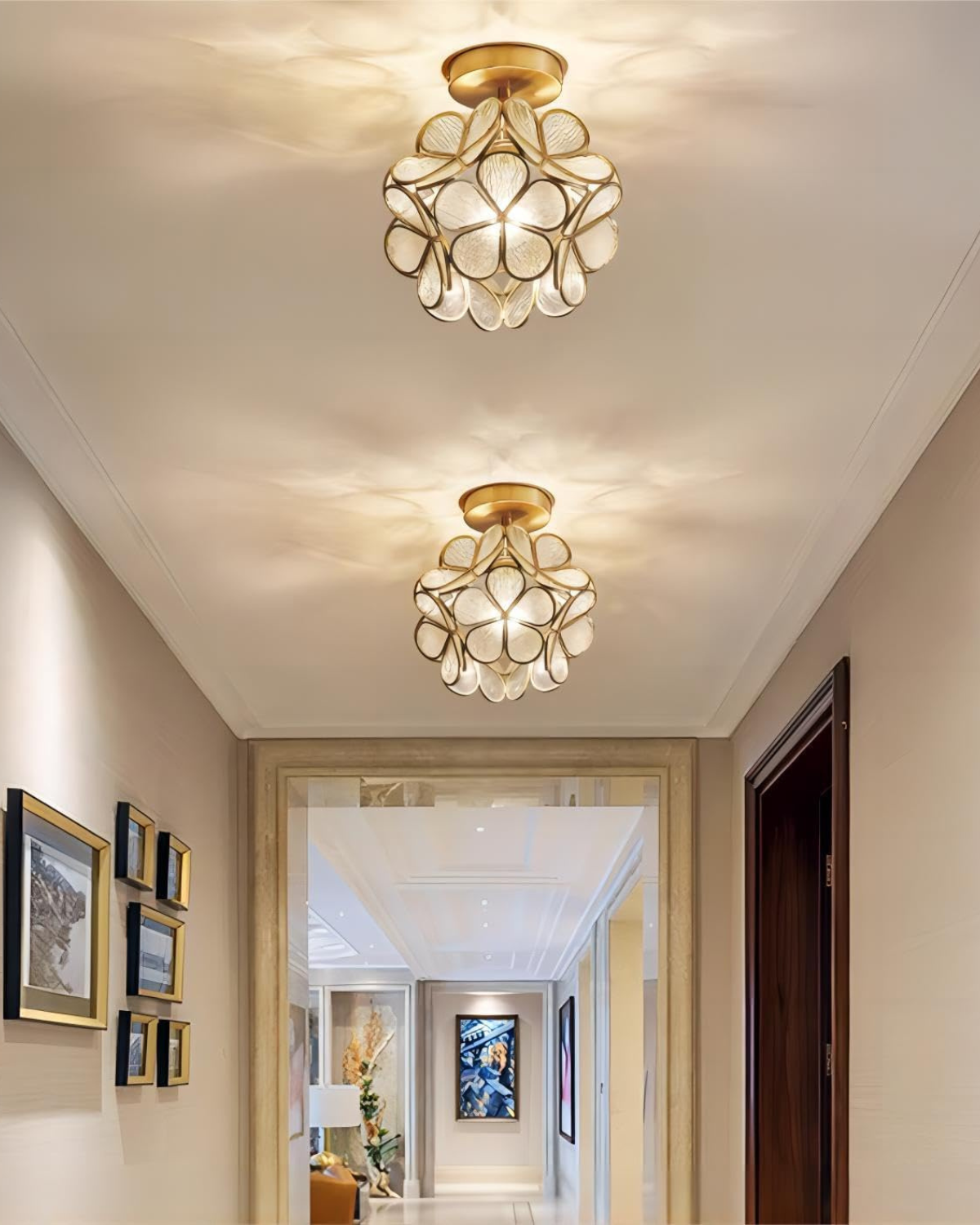 Moderne plafondlamp met bloemdesign in acryl en goudkleurig ijzer - luxe LED designlamp 20 cm