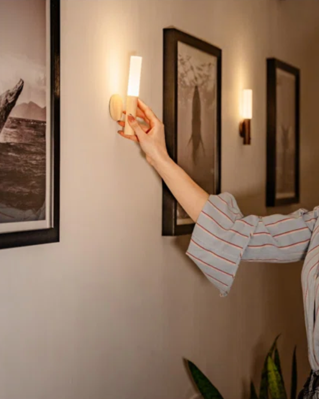 Oplaadbare Houten Wandlamp met Bewegingssensor - Dimbaar LED Nachtlampje voor Hal Gang Slaapkamer