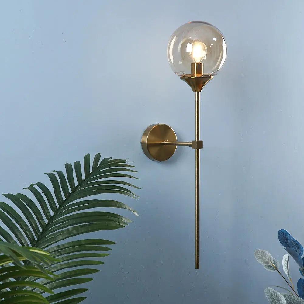 Moderne Wandlamp met Glazen Kap - Chroom of Gouden Afwerking - Scandinavische Stijl