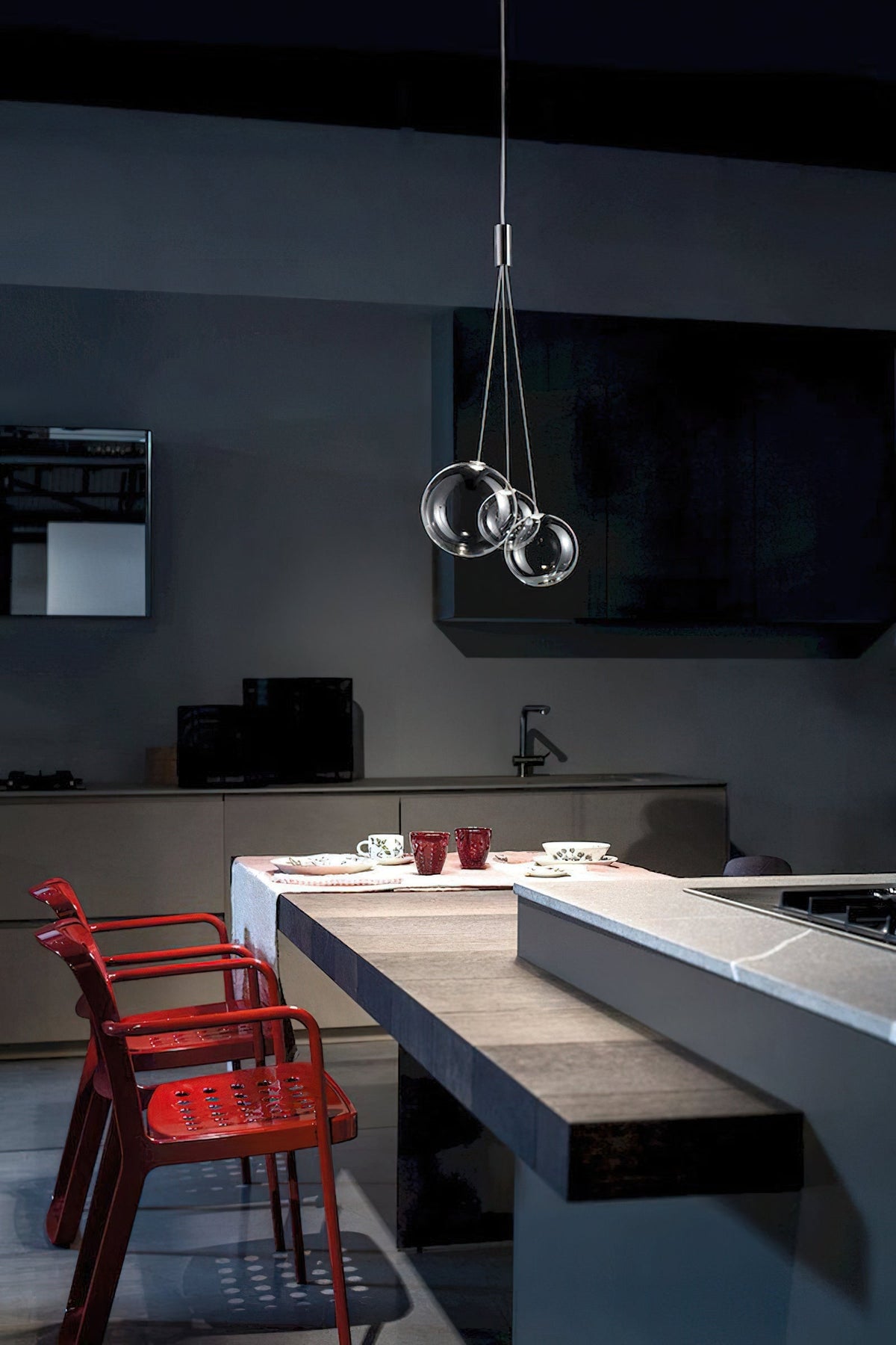 Glazen Hanglamp met Metalen Cluster Bellenbollen Moderne Verlichting