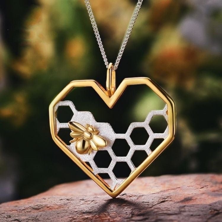Hartvormige Honingraat Ketting met Vergulde Bij en Zilver voor Dames Cadeauidee Moederdag Verjaardag