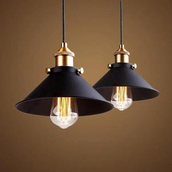 Moderne Scandinavische Industriële Hanglamp - Zwart met Gouden Accenten