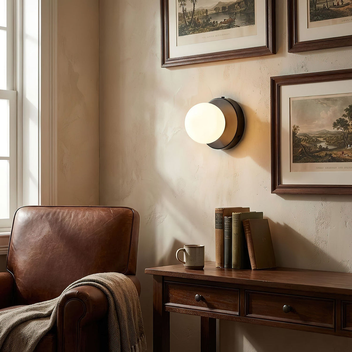 Nuvol Wandlamp - Metalen Wandspot met Glazen Bol ø12cm - Compacte Wandverlichting in 5 Kleuren