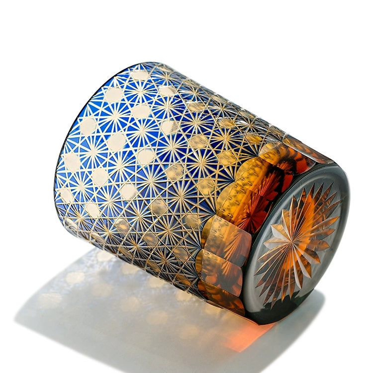 Handgeslepen Whiskeyglazen met Ster en Chrysant Patroon - Blauw Amber & Rood Amber - Inclusief Houten Doos