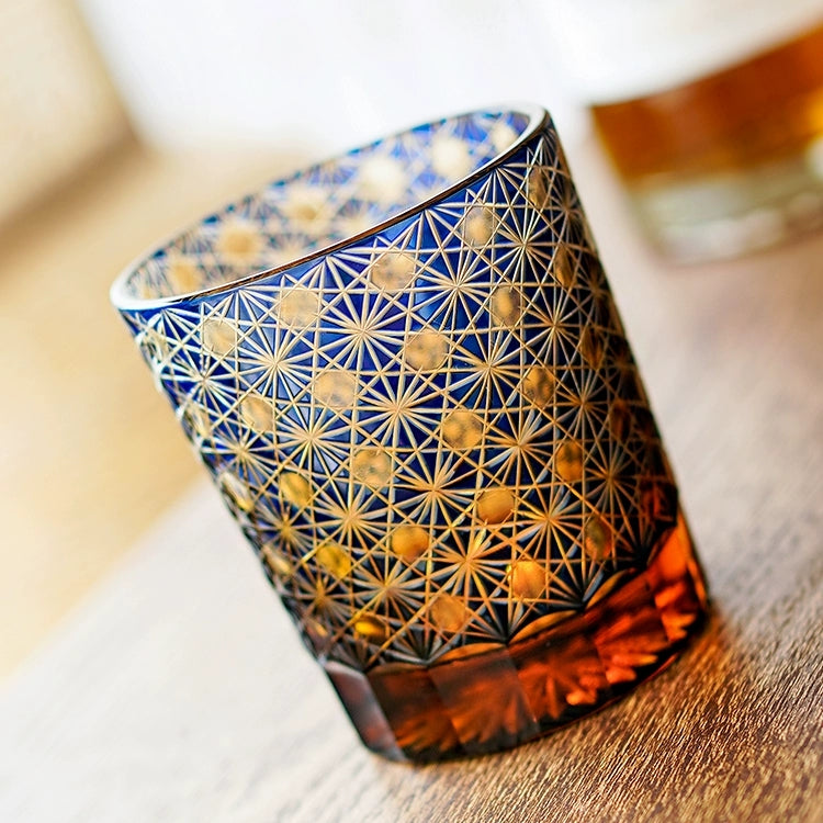 Handgeslepen Whiskeyglazen met Ster en Chrysant Patroon - Blauw Amber & Rood Amber - Inclusief Houten Doos