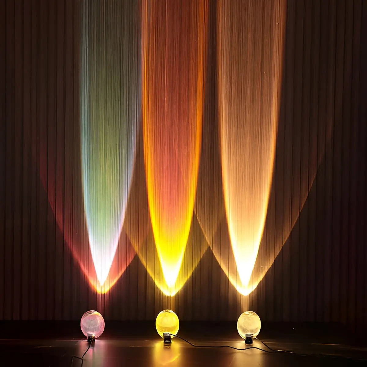 Ovale Kristallen Tafellamp met Chroom Sokkel - LED Sfeerverlichting in Warm Wit, Blauw-Paars of Zonsondergangstinten - Stemmingslicht voor Slaapkamer en Woonruimte