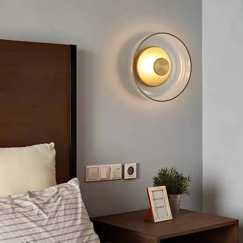 Moderne Glazen LED Wandlamp - Stijlvolle Wandverlichting in Smoke Gray of Champagne Gold - Ideaal voor Slaapkamer, Woonkamer & Hal