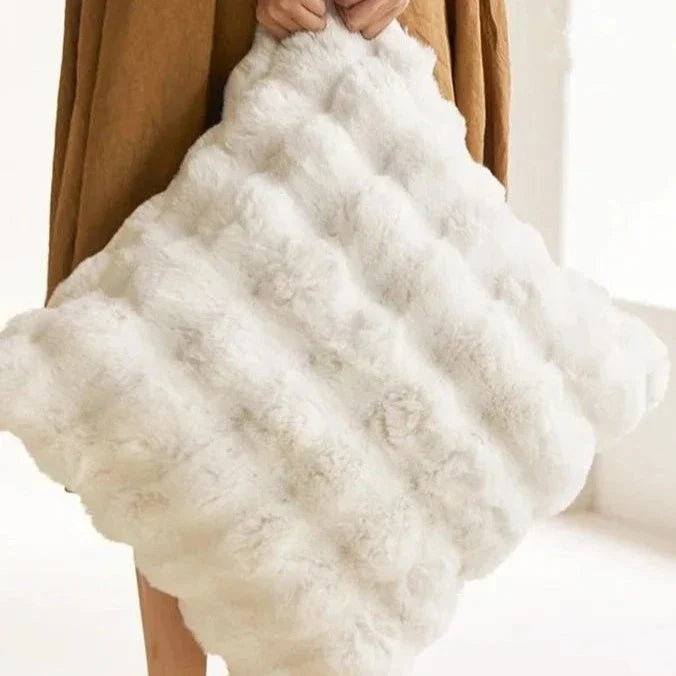 Zachte Imitatiebont Kussenhoes voor Bank en Bed - Luxe Pluche Sierkussen - Warm en Decoratief