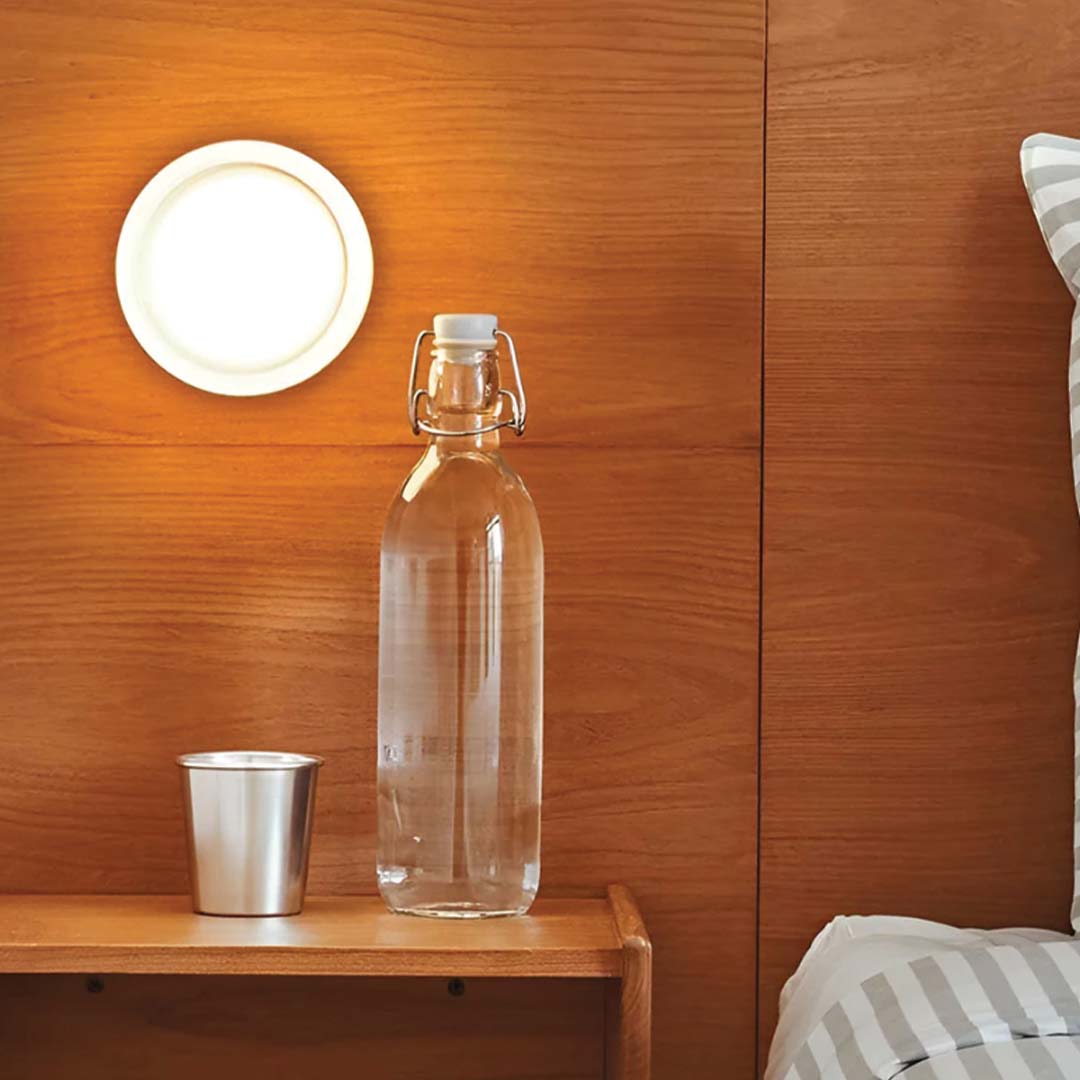 Wandlamp LED Acryl Aluminium Amber Dimple Design Compact 13cm Woonkamer Slaapkamer Sfeerlamp
