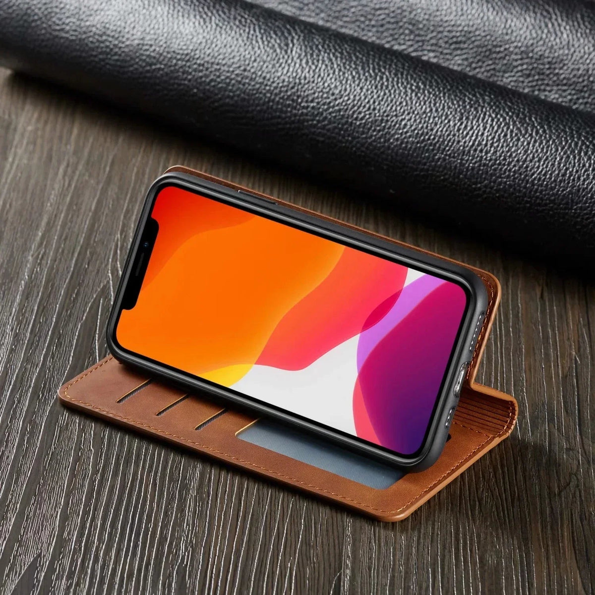 Magnetische iPhone Flipcase Leer met Kaartvakken en Slimme Bescherming Dunne Telefoonhoes Flip Cover Wallet