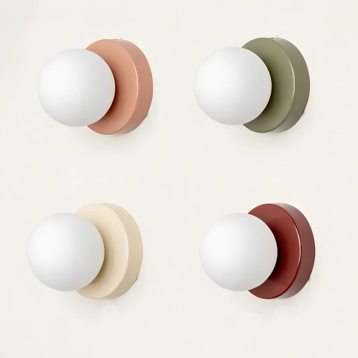 Scandinavische Wandlamp met Glazen Kap - Minimalistische Verlichting voor Woonkamer, Slaapkamer & Gang