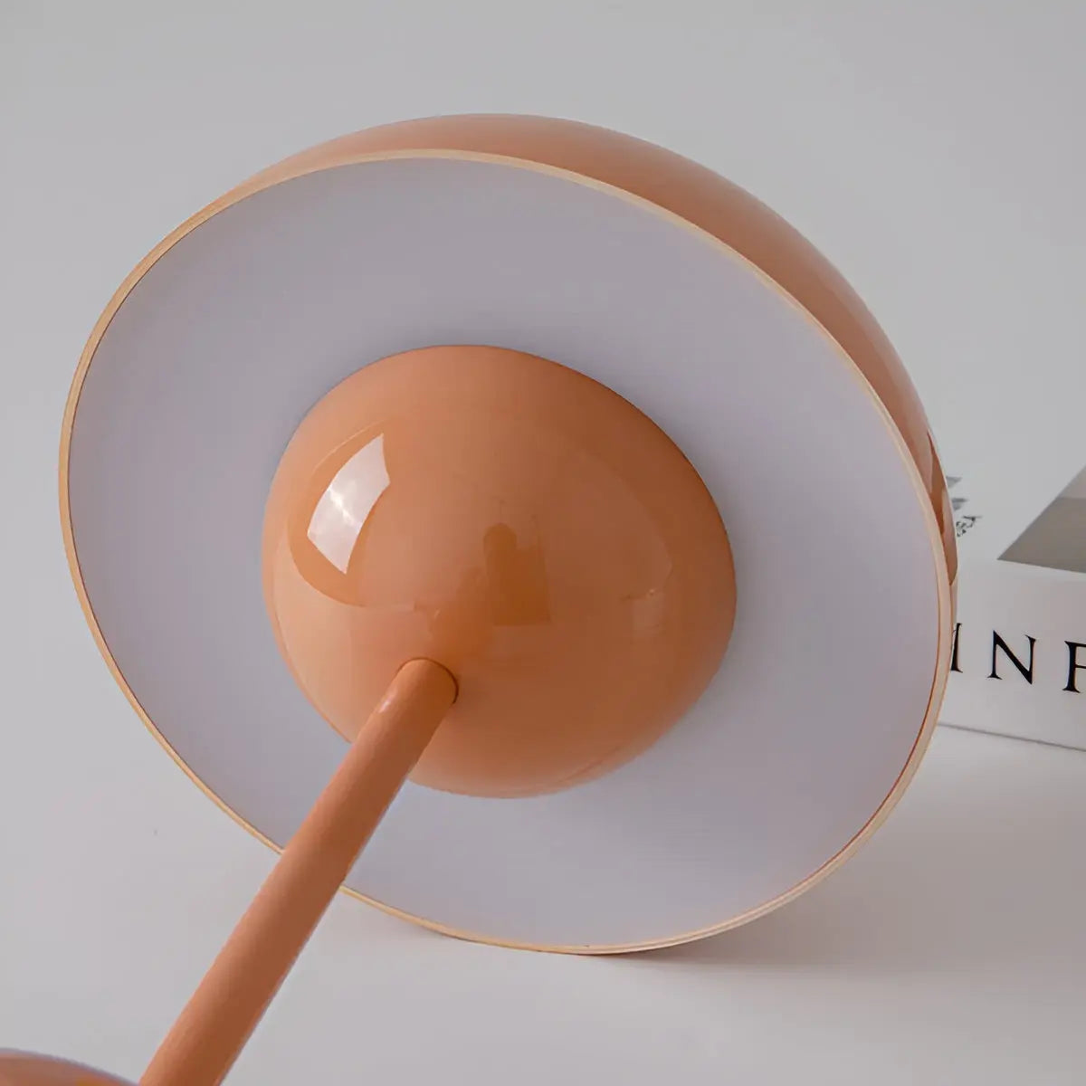 Scandinavische Tafellamp met Dimbaar Warm Licht - Minimalistische Design Lamp voor Woonkamer & Slaapkamer