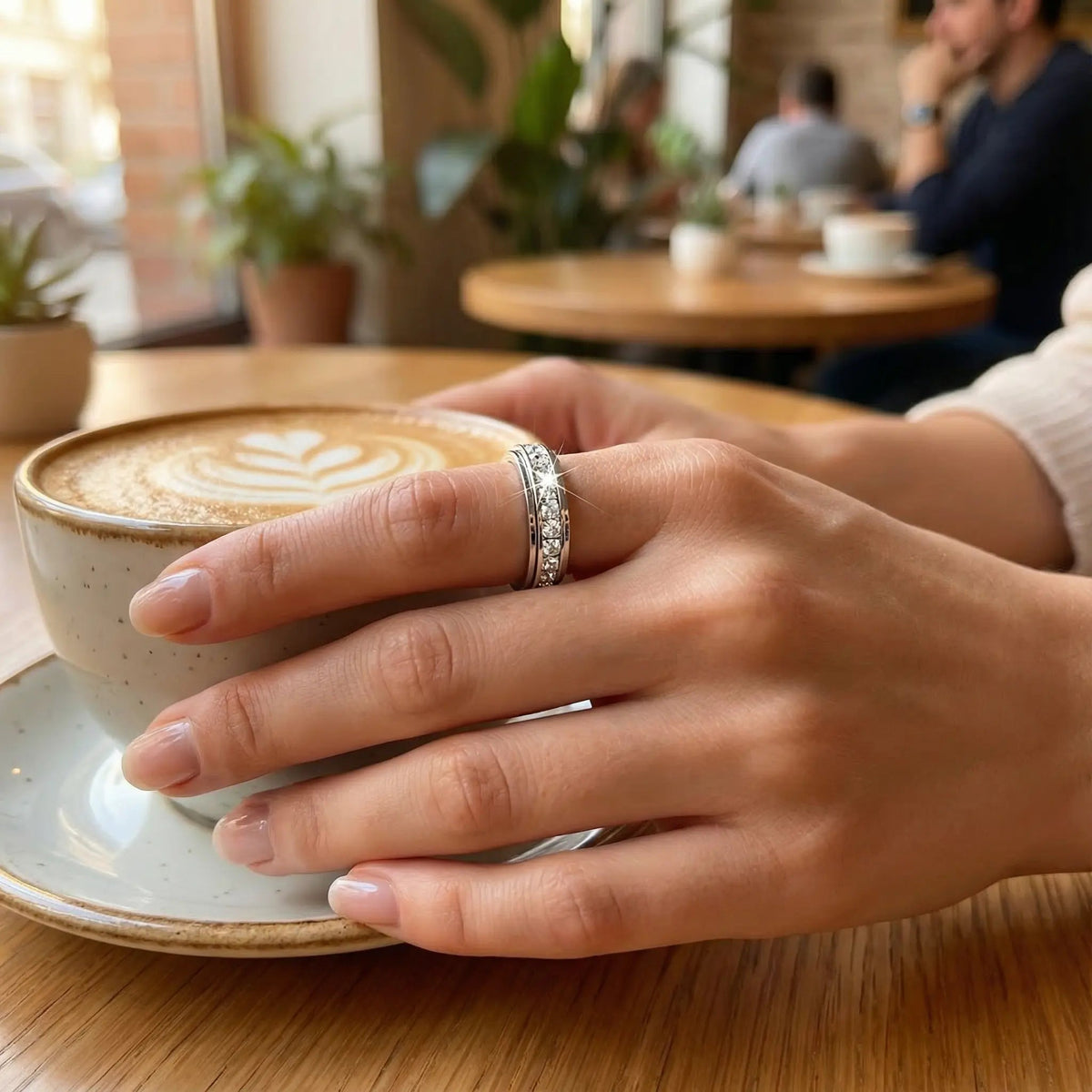 Draaibare Ring met Zirkonia Stenen Titanium Staal Zilver Goud Rosé Goud 3 Kleuren Briljante Sieraden voor Dagelijks Gebruik
