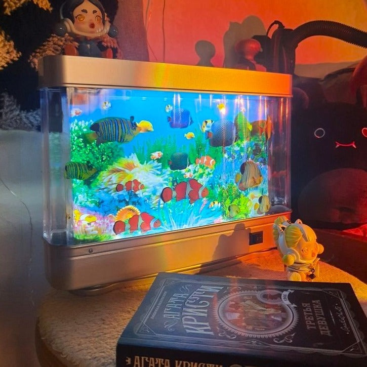 Retro Aquariumlamp met Bewegende Vissen - Rustgevende Sfeerverlichting voor Woonkamer, Kantoor, Kinderkamer | Geen Onderhoud Nodig | Nostalgische LED-lamp