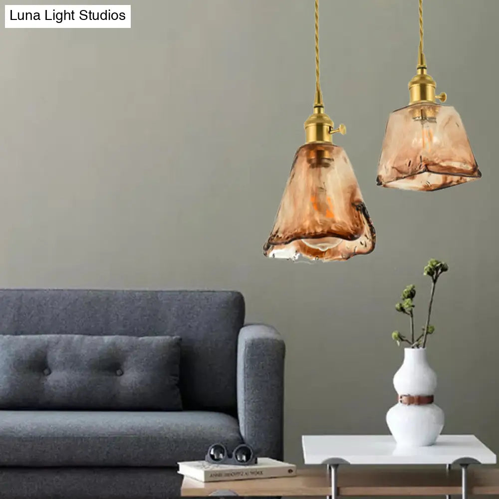 Vintage Hanglamp met Kegelkap in Glas - Messing/Koper Armatuur voor Woonkamer & Eetkamer