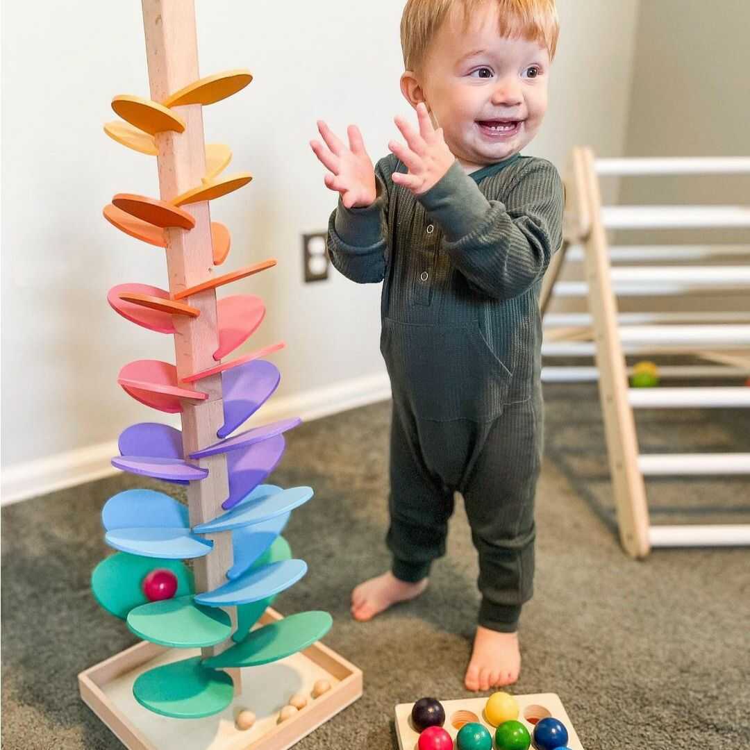 Houten Knikkerbaan met Regenboogkleuren en Muzikaal Geluid voor Peuters 71 cm Speelgoed Interactief Educatief Motoriek Cognitieve Ontwikkeling Montessori Leerplezier