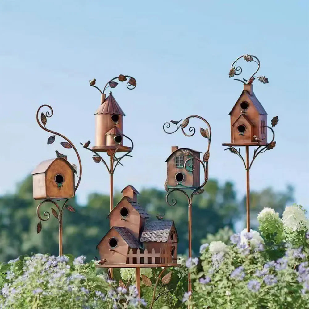 Metalen Vogelhuisje op Paal met Weersbestendig Ontwerp voor Tuin Terras Balkon Vogelbescherming Tuindecoratie