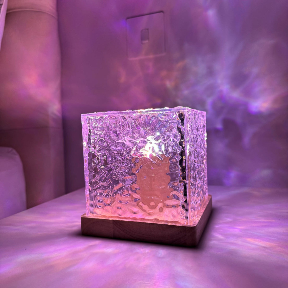 Kubus Lamp Prisma LED Hout Acryl 16 Kleuren USB Sfeerverlichting Woonkamer Slaapkamer Aurora Noorderlicht Effect Nachtlamp Decoratie