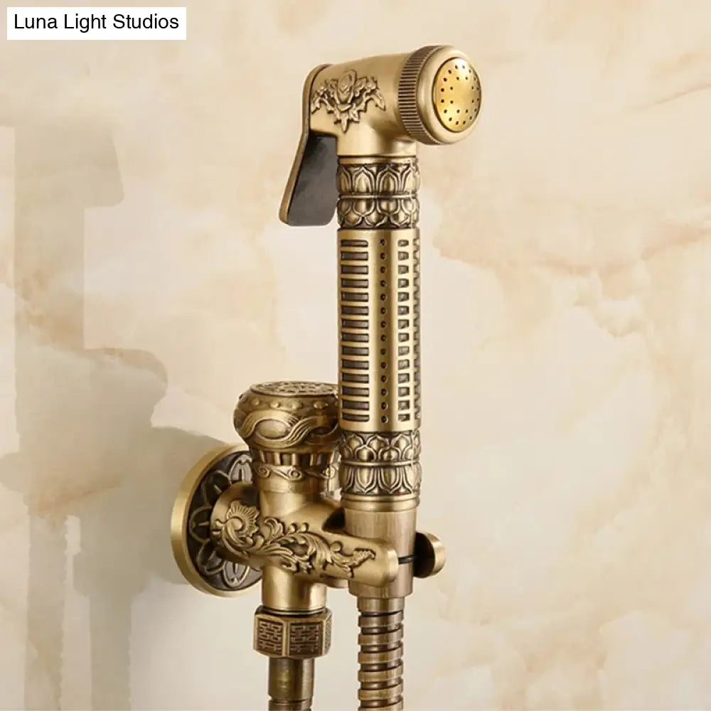 Wandmontage Bidet Sproeier Koud Water Horizontale Straal Antiek Gesneden Messing Toilet Douchekit Sanitair