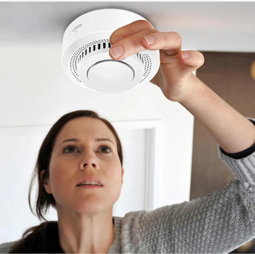 Slimme WiFi Rook- en Hittemelder met Bluetooth Koppeling en 85dB Alarm voor Binnen