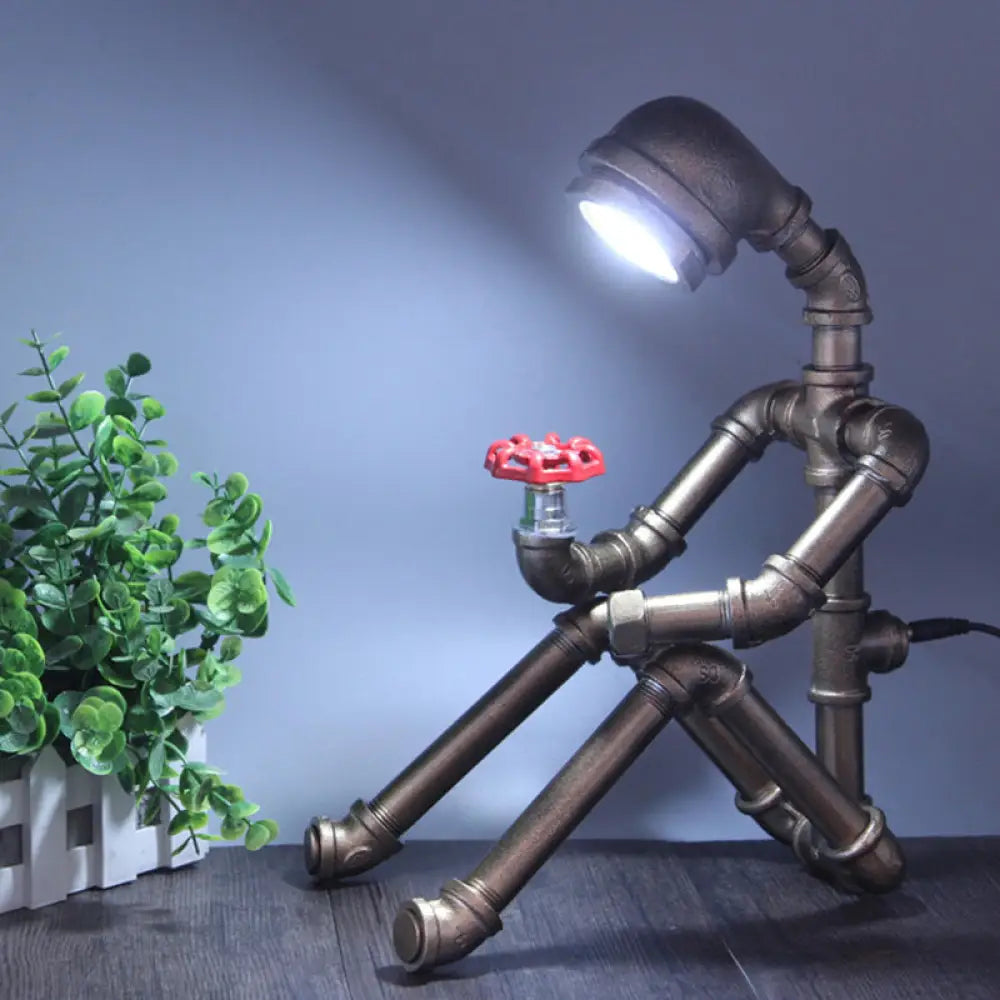Industriële Tafellamp Waterleidingbuis Figuur Metaal LED Zilver Brons Nachtverlichting Slaapkamer Bureaulamp