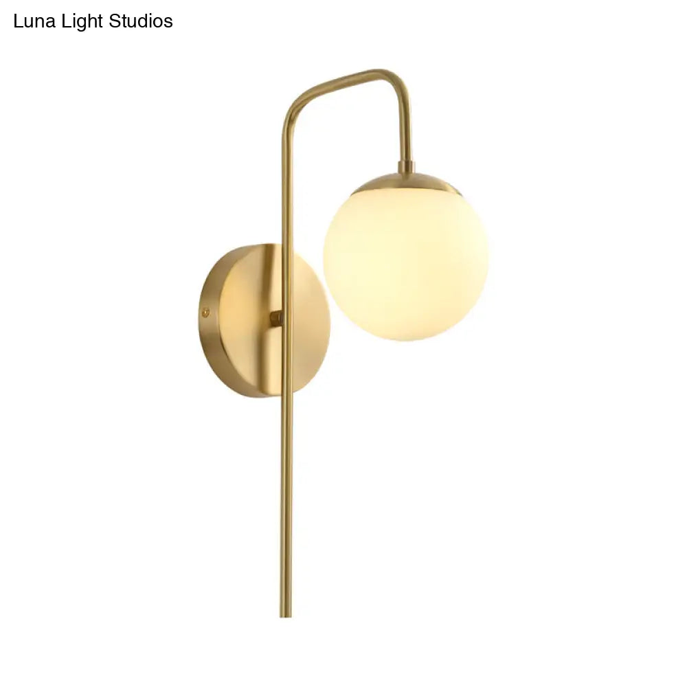 Wandlamp Bol Matglas met Gouden Zwanenhals - Moderne Wandverlichting voor Slaapkamer Hal en Woonkamer