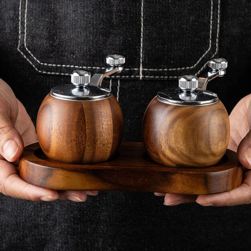 Peper- en Zoutmolen Set Hout met Bol-Maalwerk en Standaard voor Tafel Keuken Eetkamer Scandinavisch Design