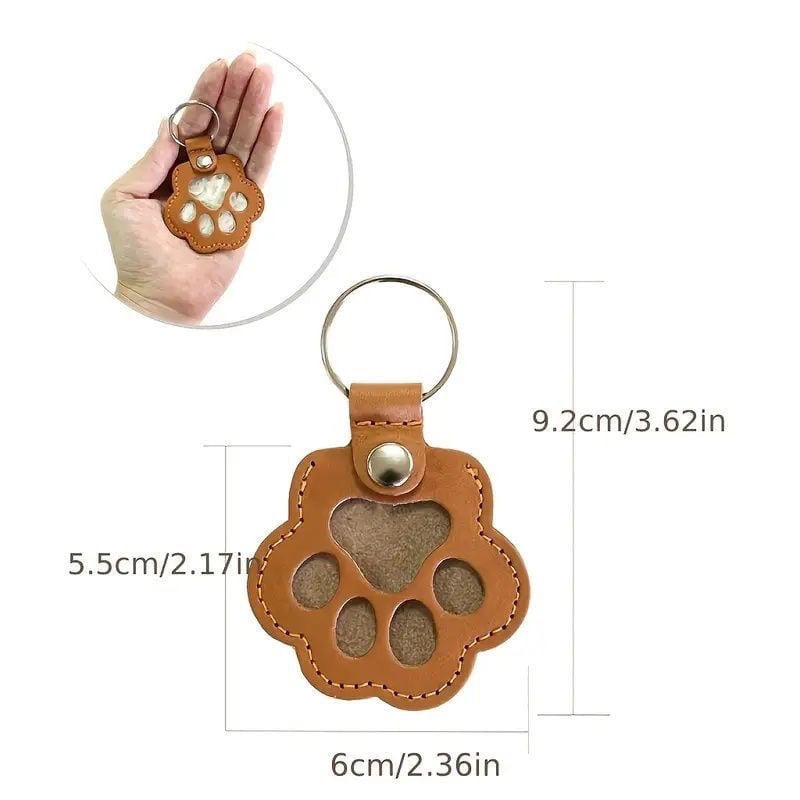 Leren Sleutelhanger met Naam Graveren Pootafdruk 7 x 3 cm Plantaardig Gelooid 9 Kleuren