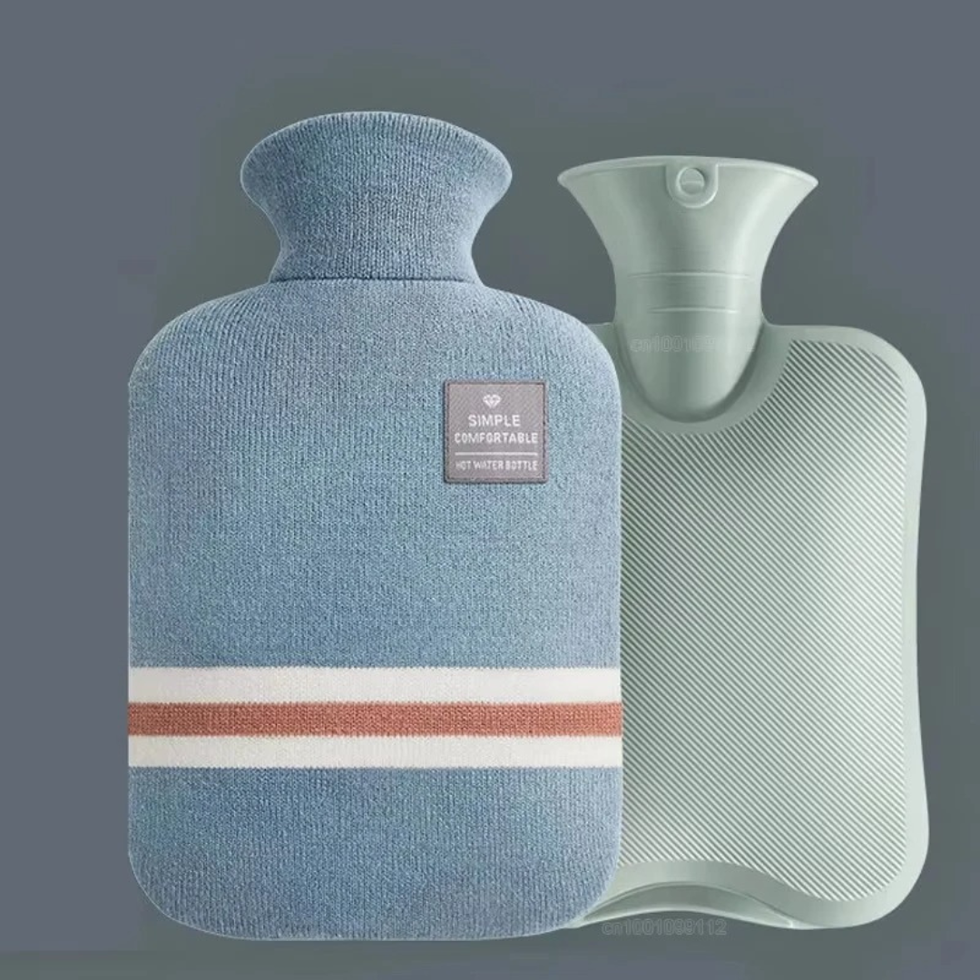 Kruik met Gebreide Hoes 1 Liter Warmtehoudend Comfort voor Koude Winterdagen Ontspanning Thuis Wellness