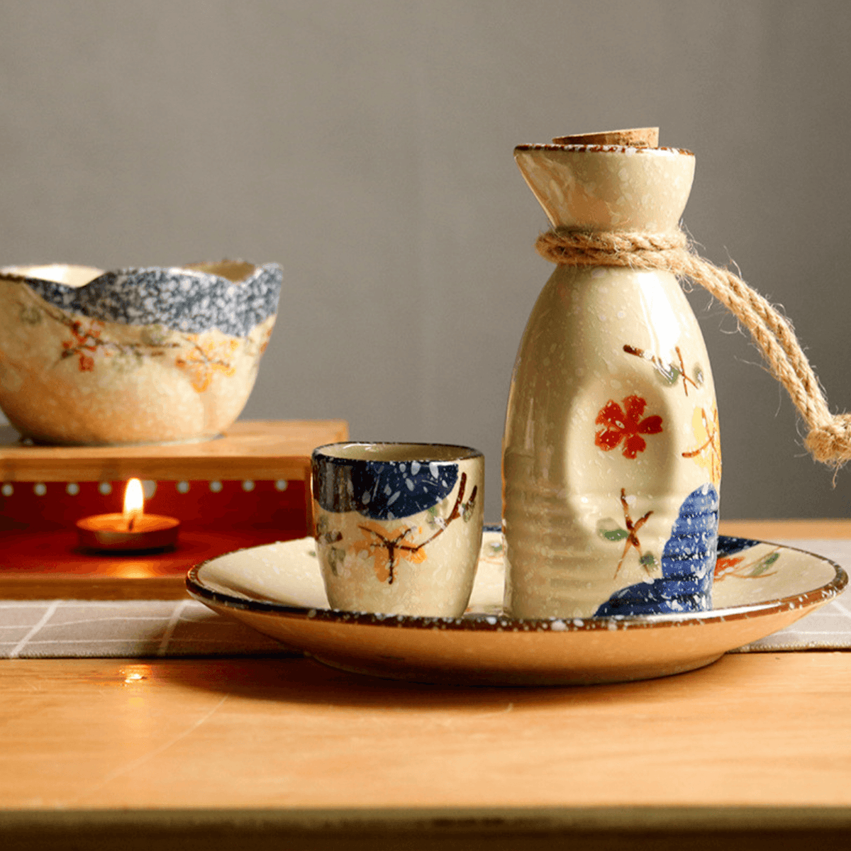 Japans Sakura Sake Serviesset met Karaf en Kopjes - Keramiek met Kersenbloesem Motief