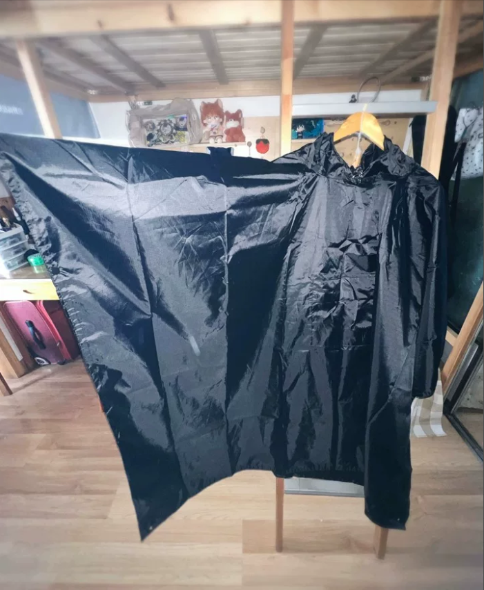 Waterdichte Regenponcho met Capuchon - 3-in-1 Outdoor Bescherming voor Wandelen Kamperen Tuin