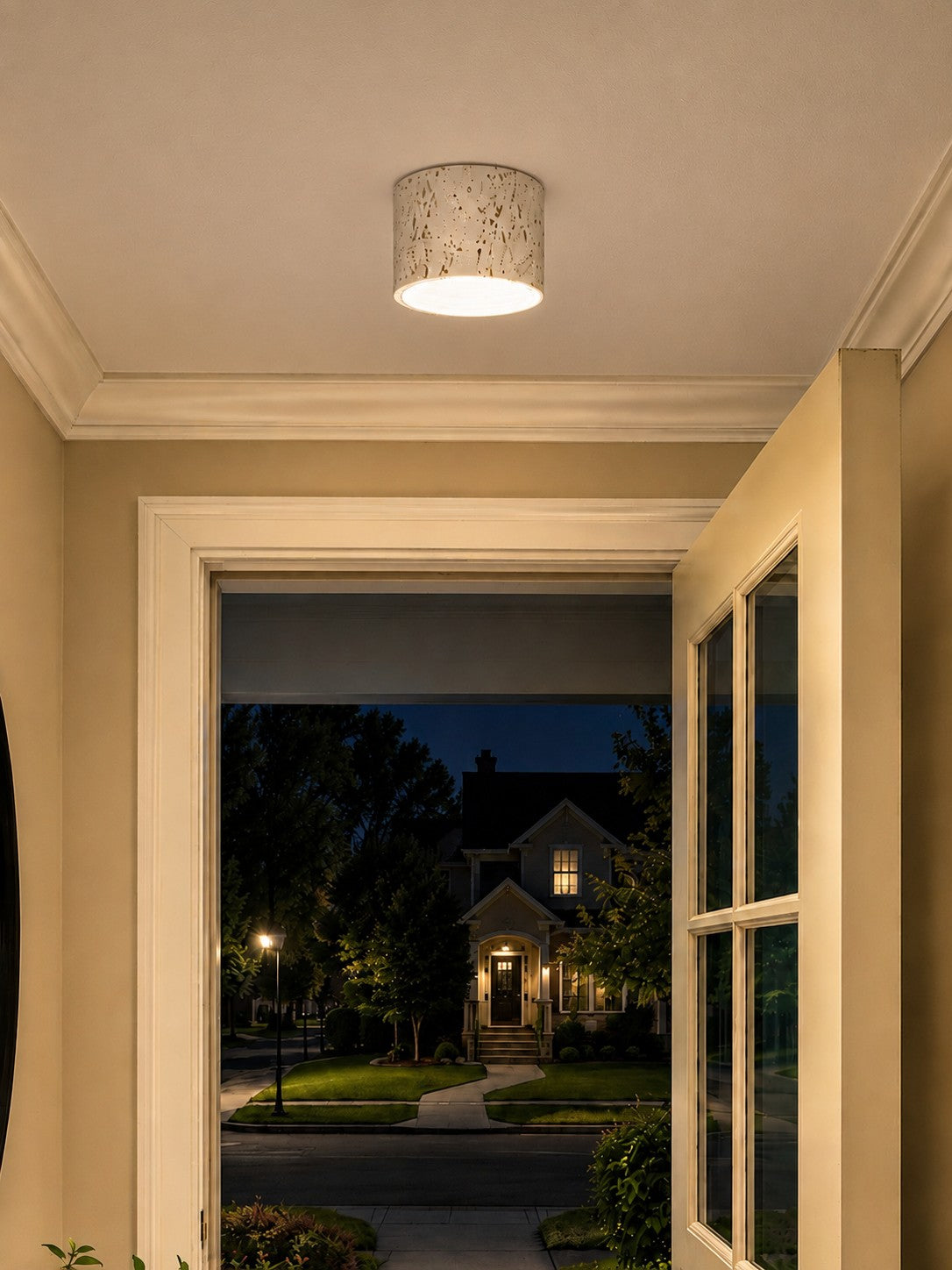 Cilindrische plafondlamp van travertijn - LED verlichting voor moderne interieurs