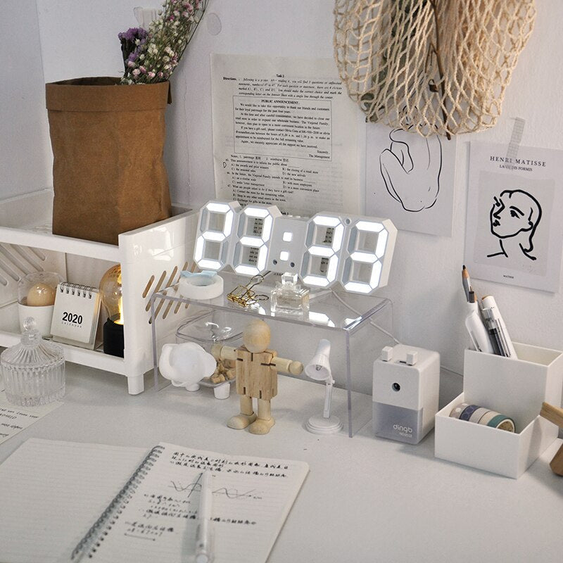 Digitale Wandklok met Temperatuurweergave en Alarm - LED-Display met Automatische Helderheidsaanpassing