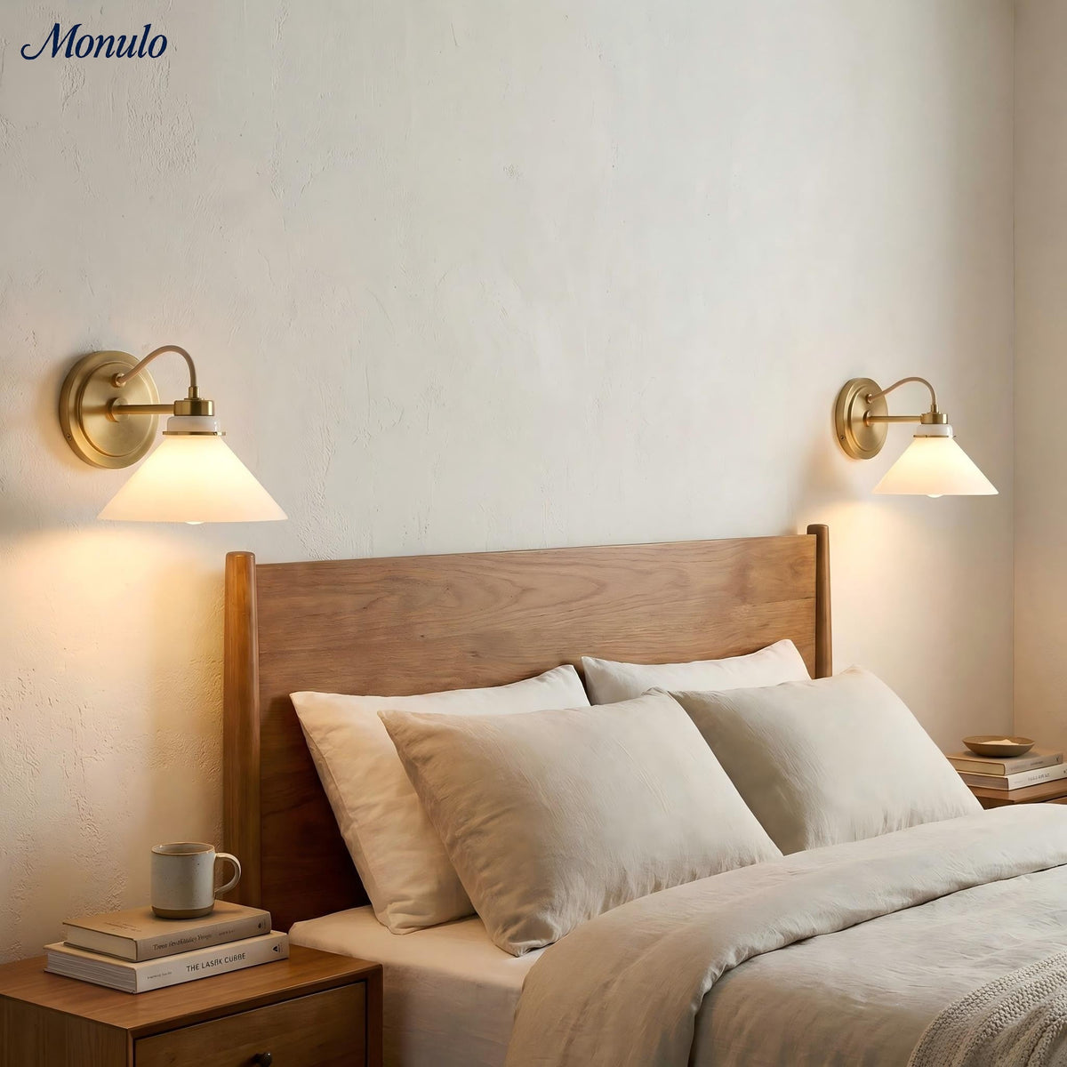 Globe Wandlamp met Gebogen Arm - Moderne Industriële Verlichting voor Badkamer, Slaapkamer en Gang