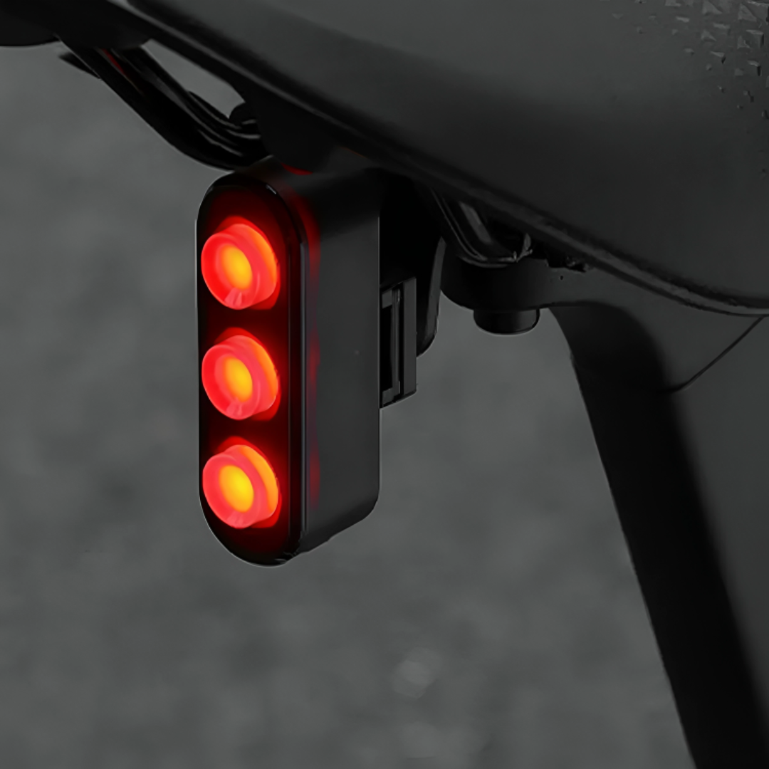 Intelligent Fietslicht Achterzijde met Bewegingssensor en 6 Modi LED Verlichting voor Veilige Fietsritten