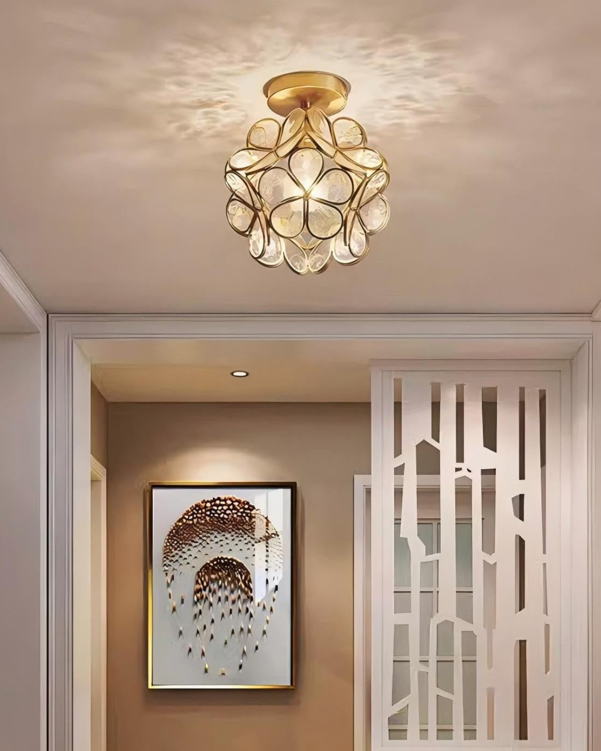 Moderne plafondlamp met bloemdesign in acryl en goudkleurig ijzer - luxe LED designlamp 20 cm