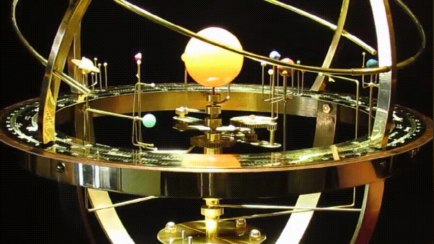 Mechanisch Zonnestelsel Model Messing Halfedelstenen 9 Planeten 28 Manen Eikenhouten Basis Bewegend Decoratief
