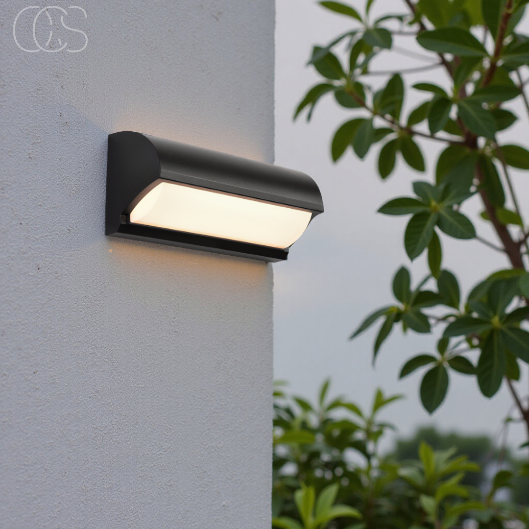 LED Buitenwandlamp Zwart IP65 Waterdicht 20W 960 Lumen Warm Wit 3000K Modern Design Tuinverlichting Gevel