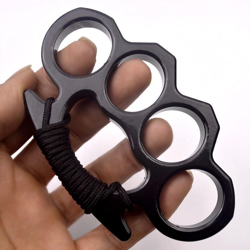 Compacte Zelfverdedigingsring van Metaal voor Noodsituaties Persoonlijke Veiligheid Zwart Zilver Vuistwapen