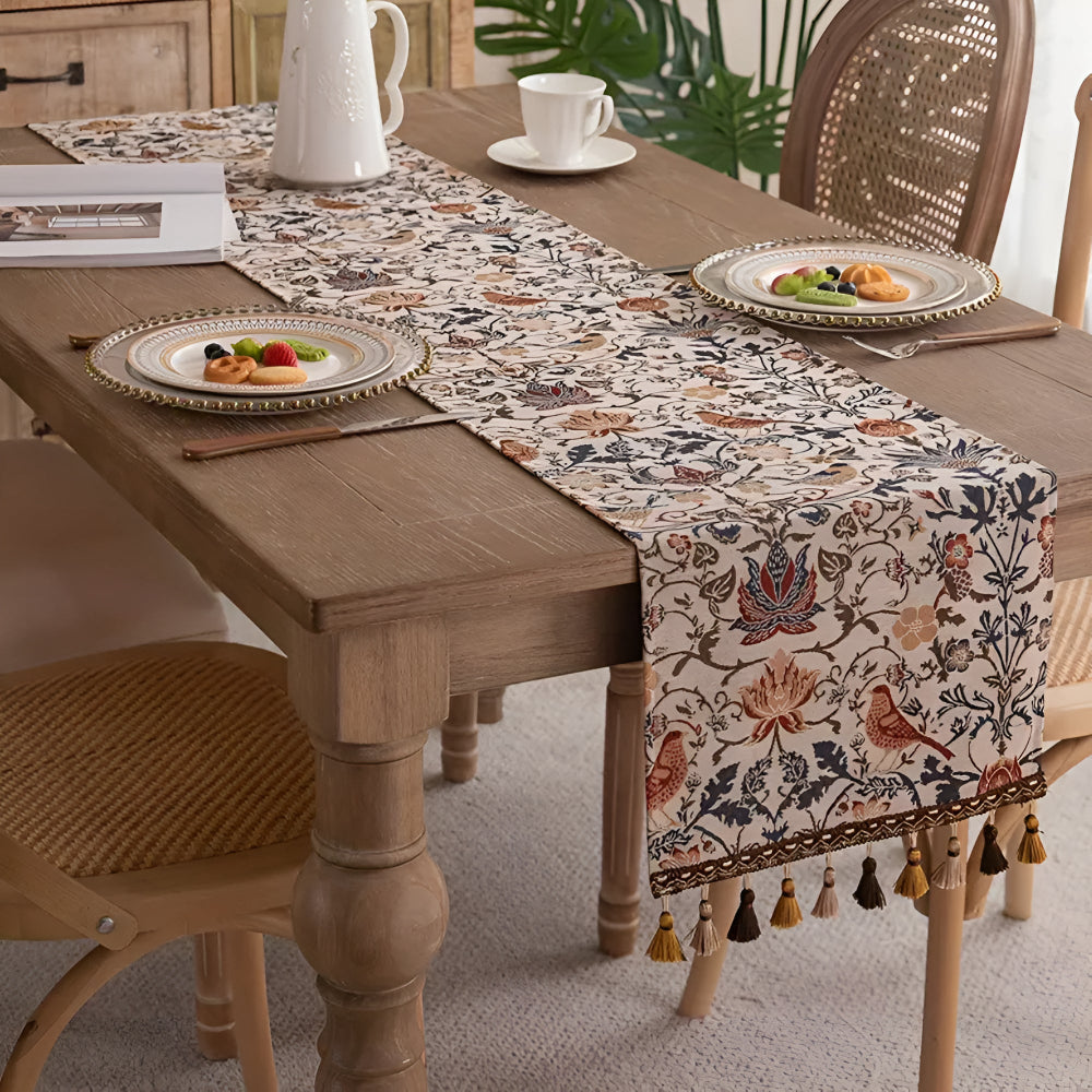 Vintage Jacquard Tafelloper met Vogel & Bloemmotief - Landelijke Elegantie met Kwastjes