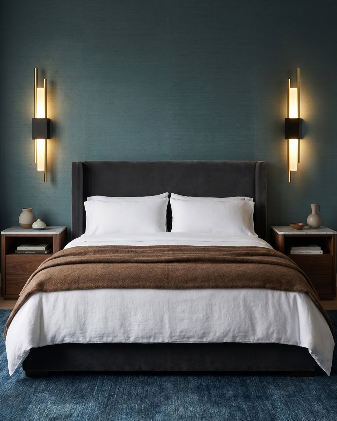 Scandinavische Minimalistische Wandlamp - Modern Verticaal Design met Gerichte LED-Verlichting - Zwart Goud