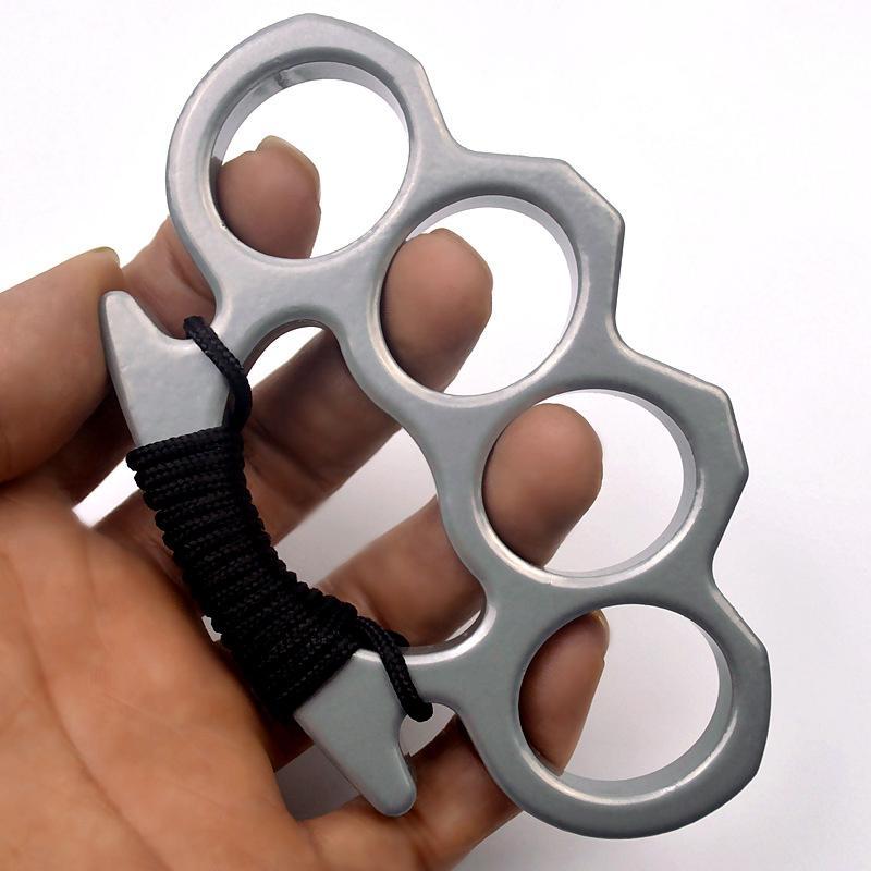 Compacte Zelfverdedigingsring van Metaal voor Noodsituaties Persoonlijke Veiligheid Zwart Zilver Vuistwapen