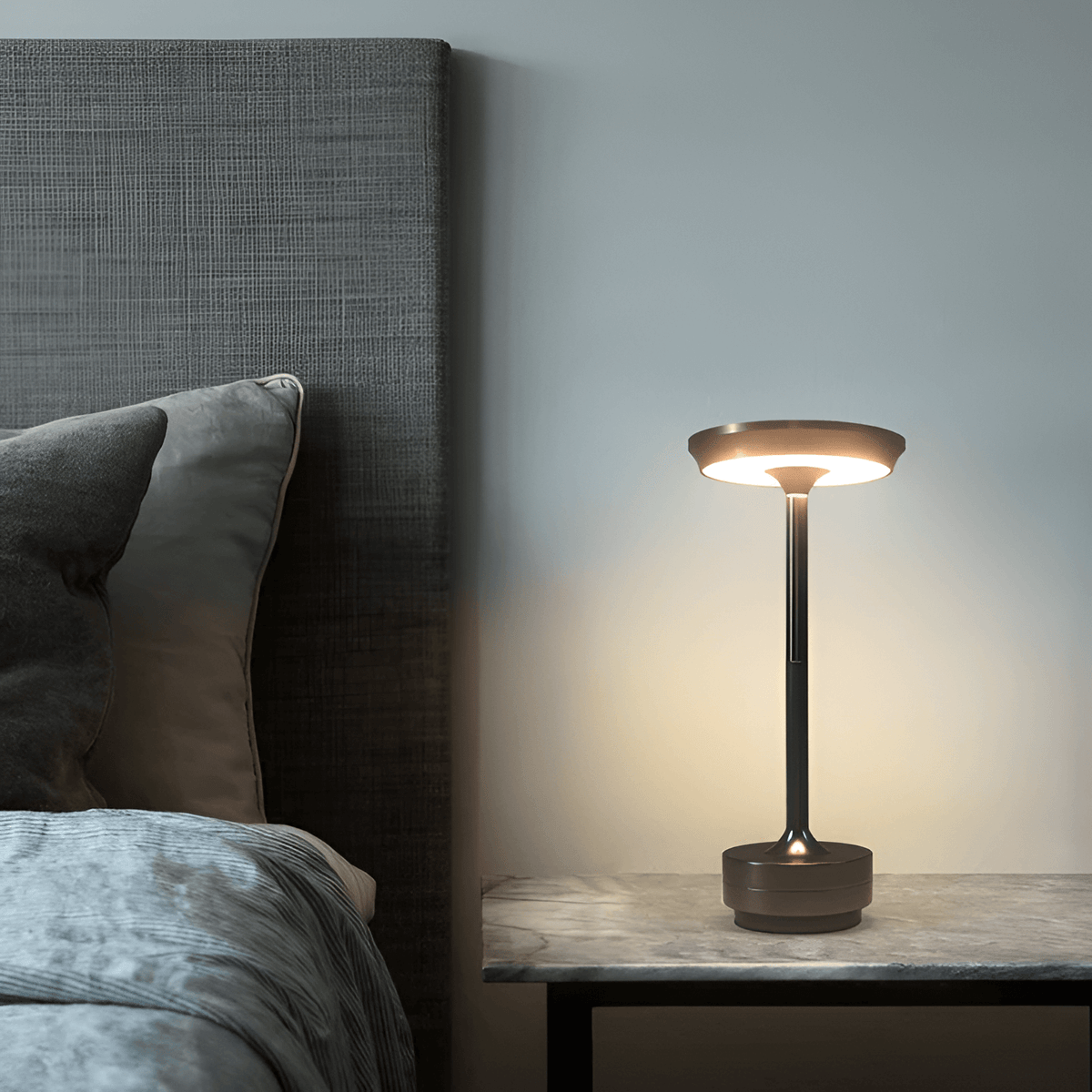 Draadloze tafellamp met touchbediening, dimbaar en oplaadbaar