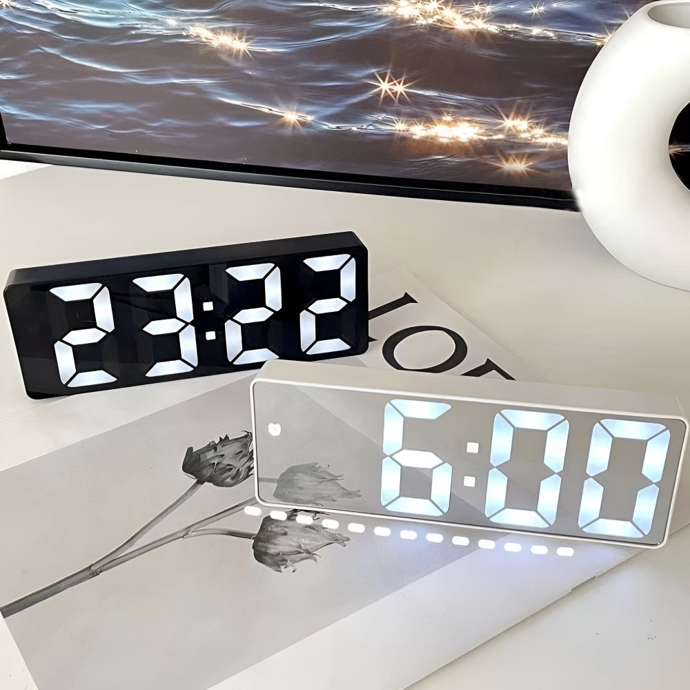 Digitale LED Spiegelwekker met Datum en Temperatuur - Minimalistisch Design voor Slaapkamer en Bureau